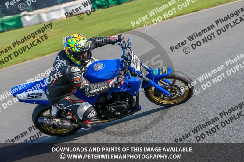 PJM Wedding Photography;enduro digital images;event digital images;eventdigitalimages;mallory park;mallory park photographs;mallory park trackday;mallory park trackday photographs;no limits trackdays;peter wileman photography;racing digital images;trackday digital images;trackday photos